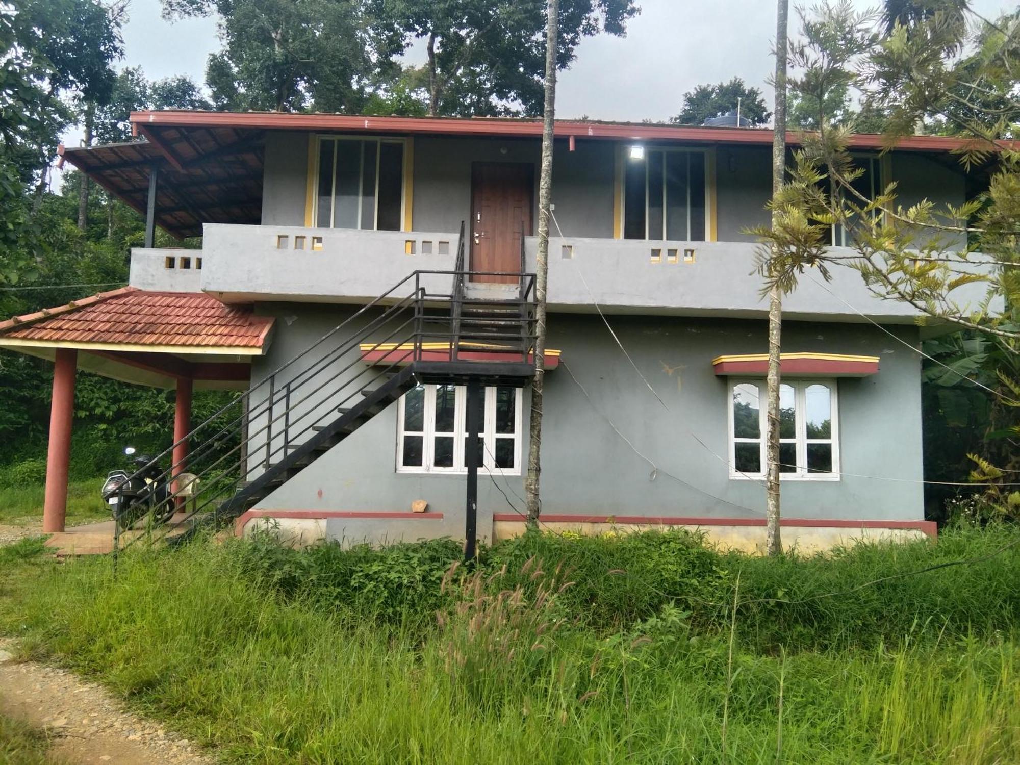 Samz Estate Stay 2Bhk Madikeri Exterior photo